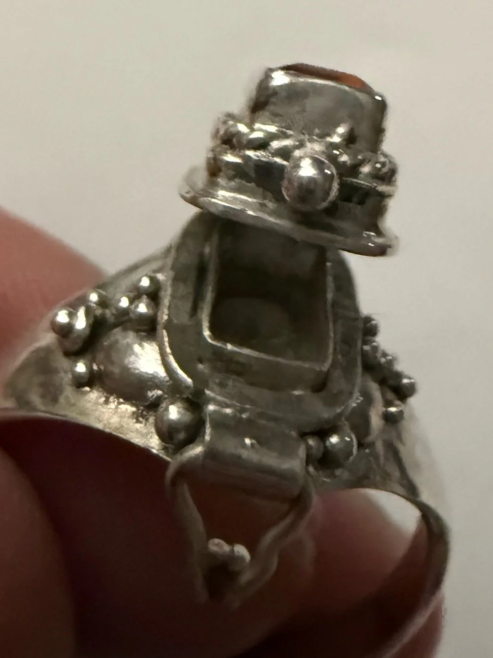 EUVC Vintage Sterling Silver “Poison Pill” Ring with Amber Rectangular Gem Sz 9